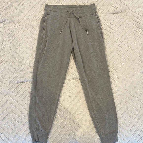 Athleta Grey Drawstring Waistband Balance Jogger - Picture 6 of 9